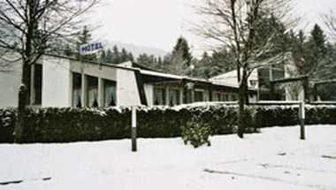 Hotel Restaurant Gruesch в Gruesch, CH