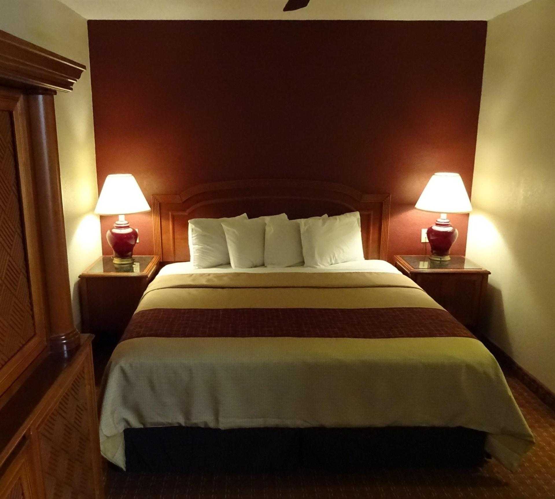 Red Roof Inn & Suites Statesboro - University in Statesboro, GA