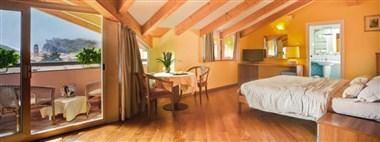 Hotel Continental en Nago-Torbole, IT