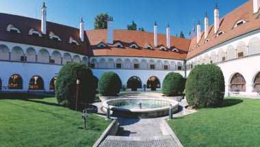 Hotel Zamok Topolcianky в Zlate Moravce, SK