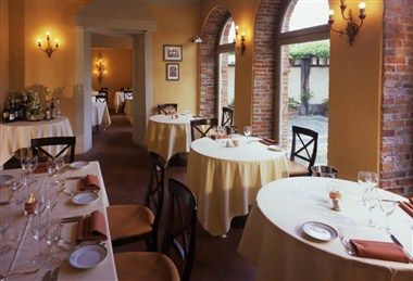 รูปสถานที่จัดงาน