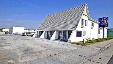 Motel 6 Long Beach - International City image