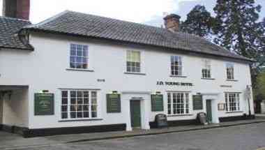 JD Young Hotel Norfolk a Harleston, GB1