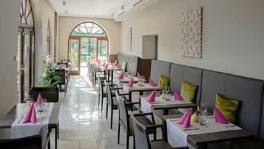 Hotel Haus Neugebauer GmbH a Geisenheim, DE