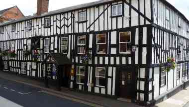 The Falcon Hotel in Bromyard, GB1