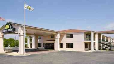 Days Inn by Wyndham Enterprise a Enterprise, AL