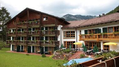 Alphotel Ettal image