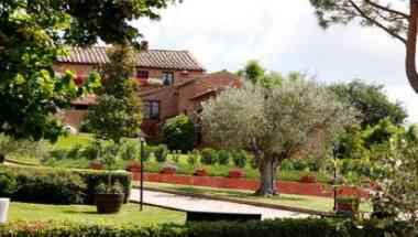 Borgo Tre Rose a Calcinaia, IT