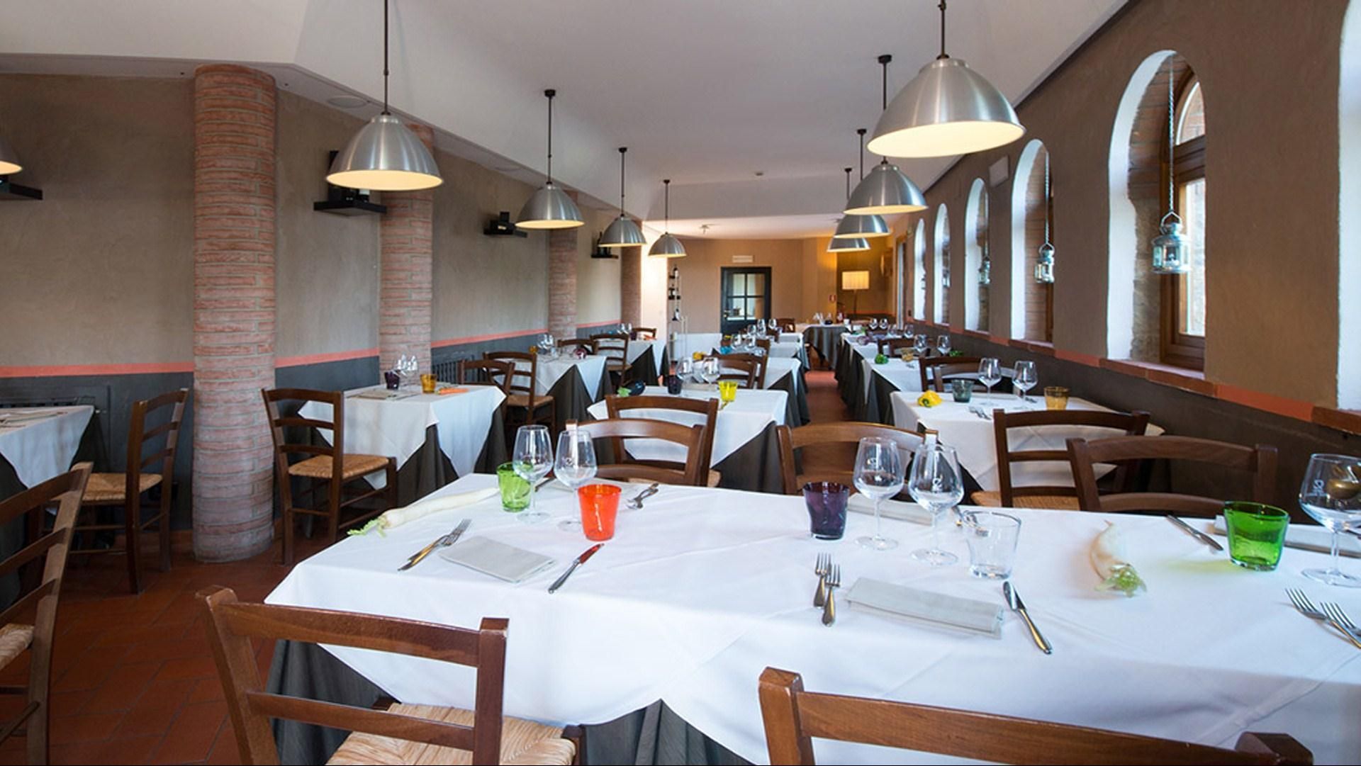 รูปสถานที่จัดงาน