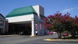 Quality Inn and Suites Ruther Glen image