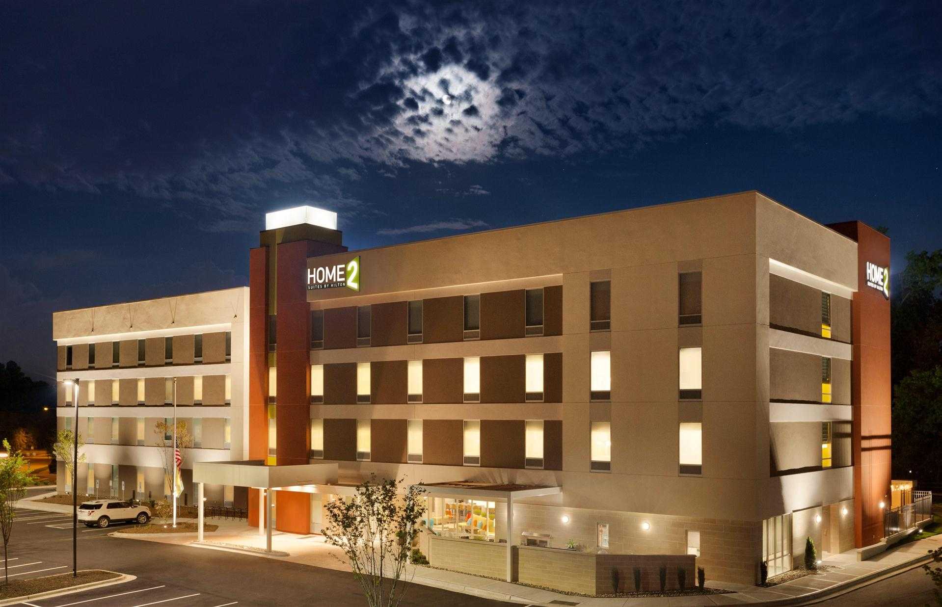 Home2 Suites by Hilton Durham Chapel Hill в Durham, NC