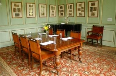 Bradbourne House, West Malling, GB1