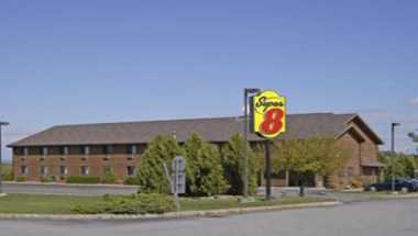 Super 8 by Wyndham Ticonderoga à Ticonderoga, NY