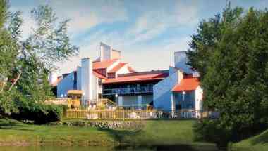 Hotel Cheribourg in Orford, QC