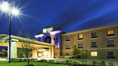 Holiday Inn Express & Suites Mansfield image