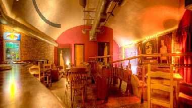 Taylor John's House в Coventry, GB1