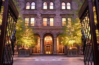 Lotte New York Palace image