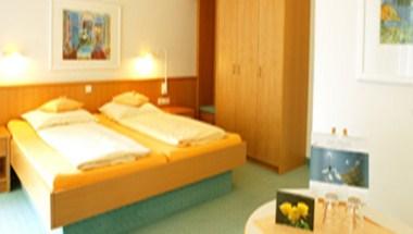 Alla-Fonte Hotel & Tagungshaus в Bad Krozingen, DE