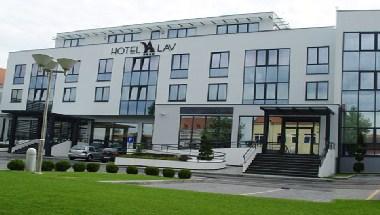 Hotel Lav Yukovar image