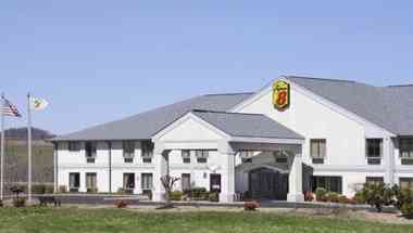 Super 8 by Wyndham Morristown/South in Morristown, TN