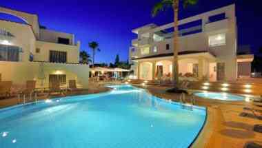 Petrosana Hotel Apartments i Ayia Napa, CY