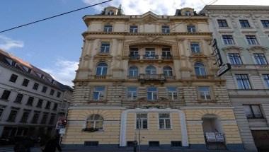 Hotel Drei Kronen image