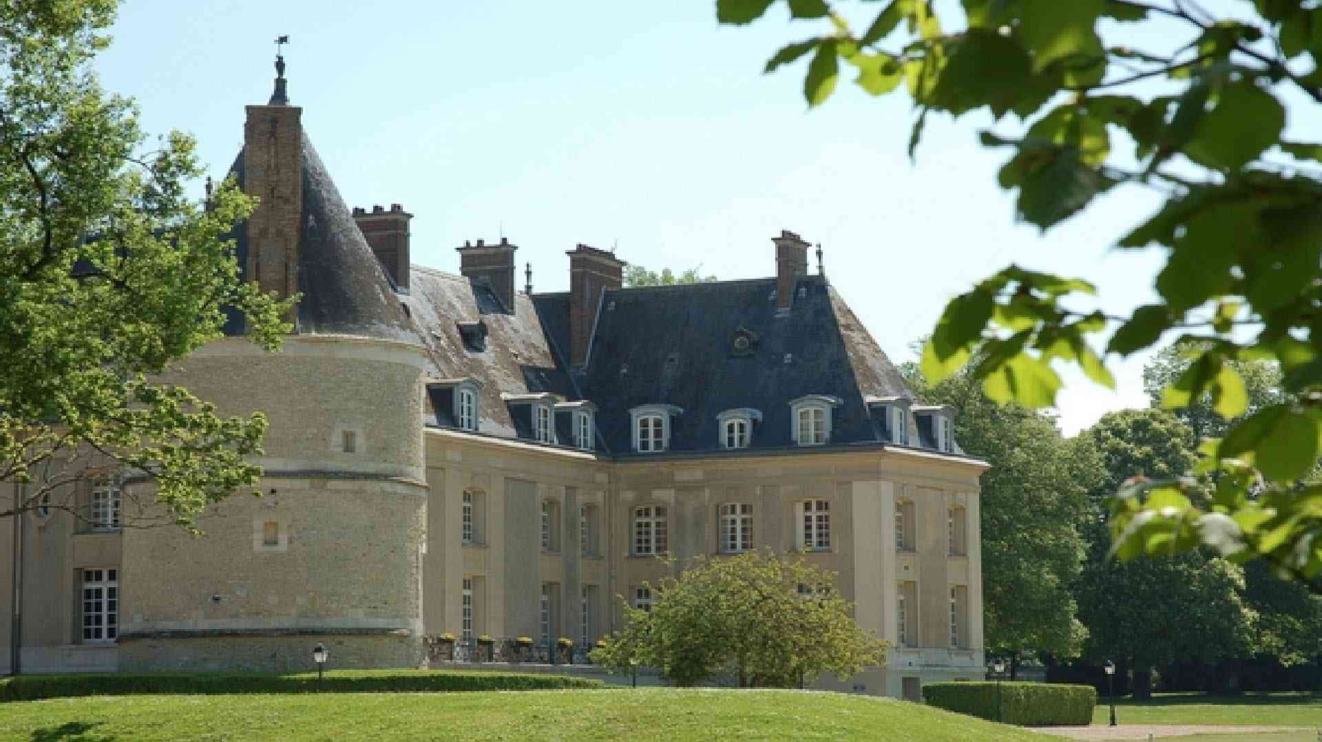 Chateau De Berticheres à Chaumont-en-Vexin, FR