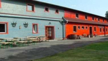 Williams Village Bowling & Country Club in Budapest, HU