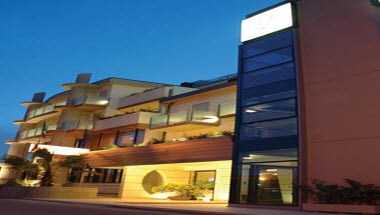 Hotel Capitol in San Mauro Mare, IT
