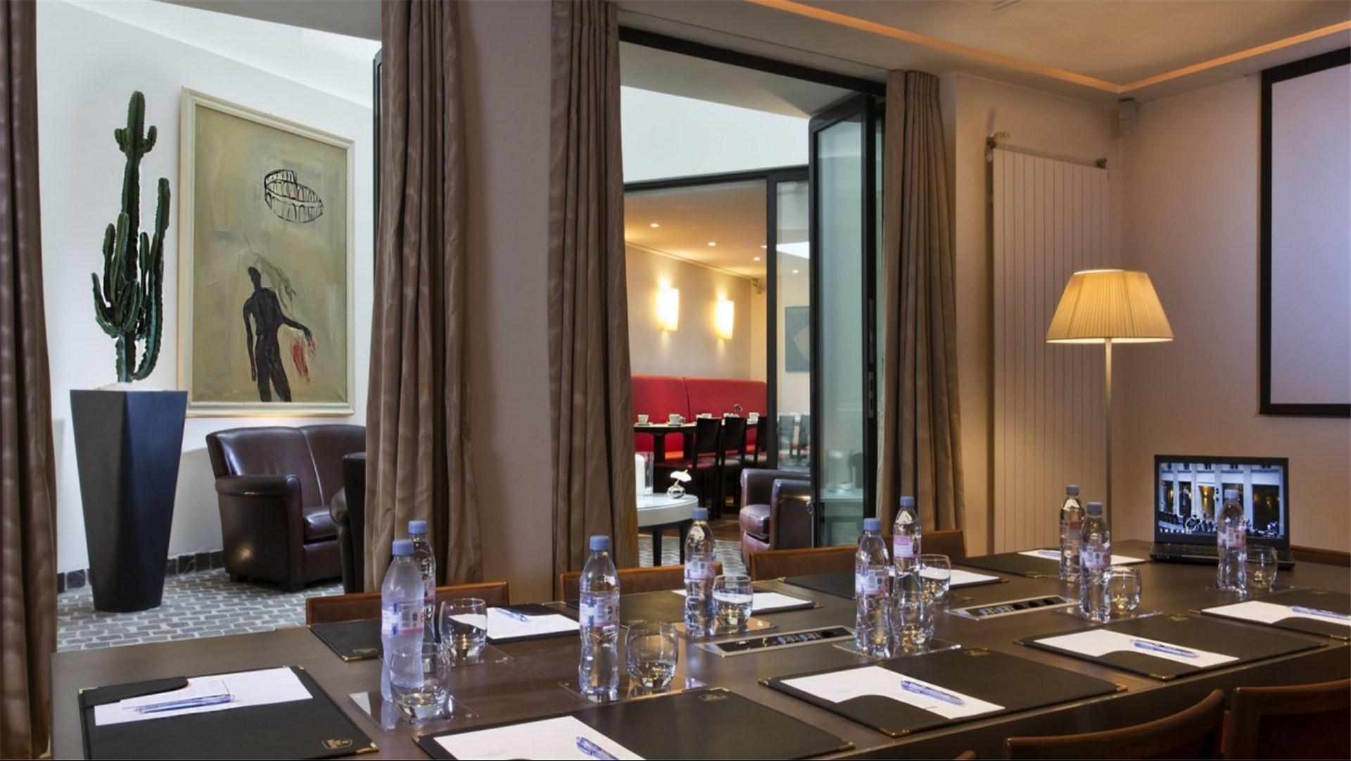 Hotel Le Colisee image