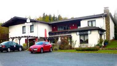 Rosengarten Hotel & Restaurant in Gladenbach, DE