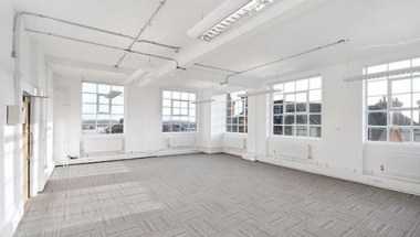 Barley Mow Centre в London, GB1