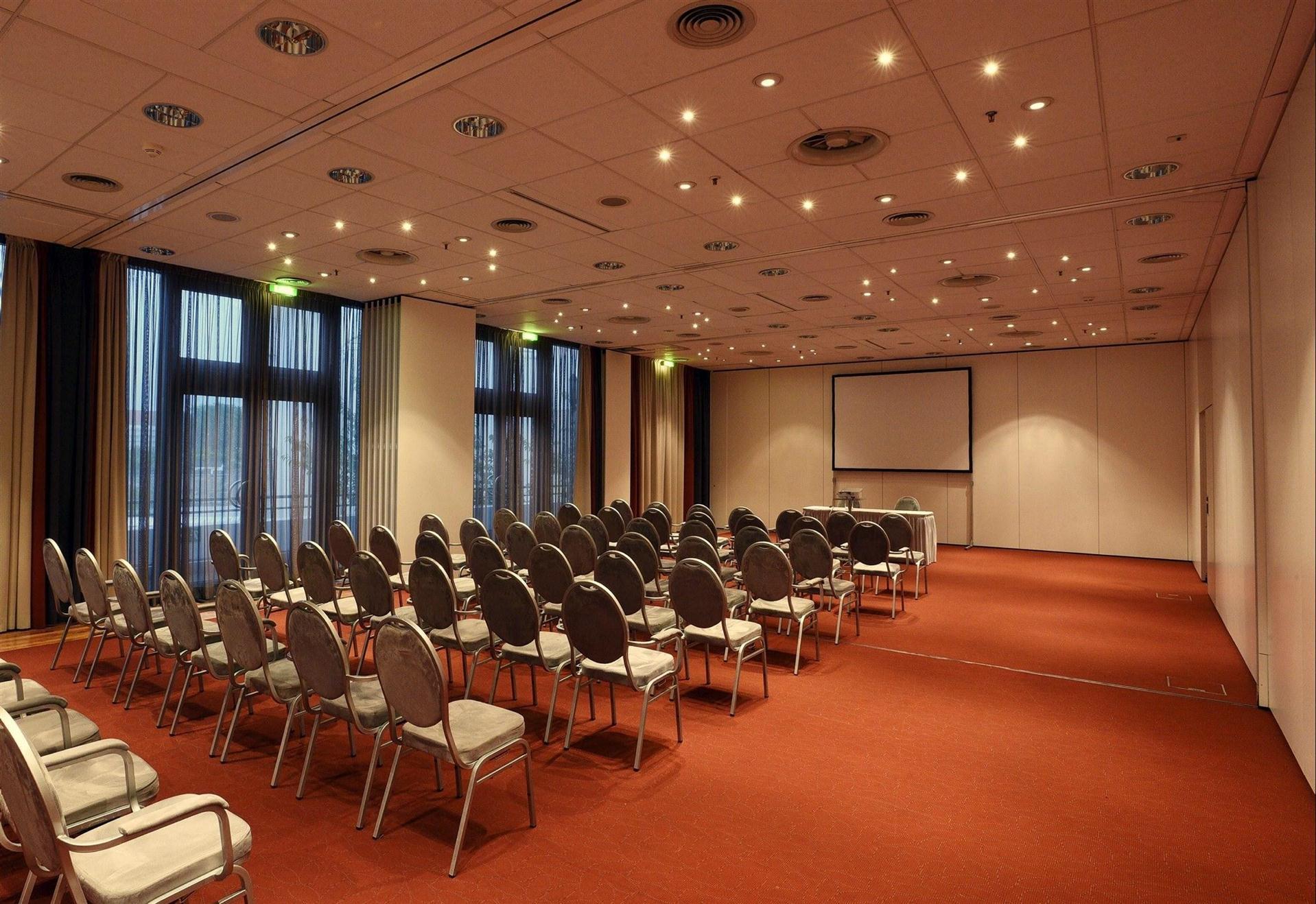 Immagine sala riunioni