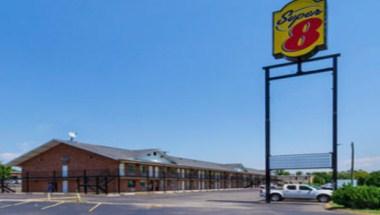 Super 8 by Wyndham Whites Creek/ Nashville NW Area image