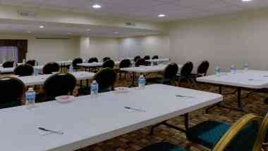 La Quinta Inn & Suites by Wyndham Lexington Park - Patuxent в California, MD