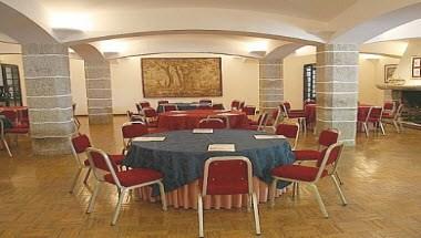 Nelas, PT의 Hotel Urgeirica