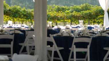 Cypress Bend Vineyards в Wagram, NC