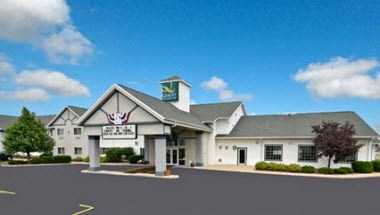 Quality Inn and Suites Stoughton - Madison South i Stoughton, WI