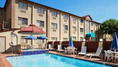 Orangewood Inn & Suites Midtown в Austin, TX