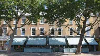 High Road House i London, GB1