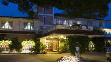 Protea Hotel Dar es Salaam Courtyard a Dar es Salaam, TZ