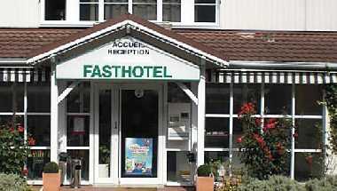 Fasthotel Paris Ouest - Plaisir in Versailles, FR