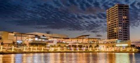 Marina Town Center Puerto Cancún Mall