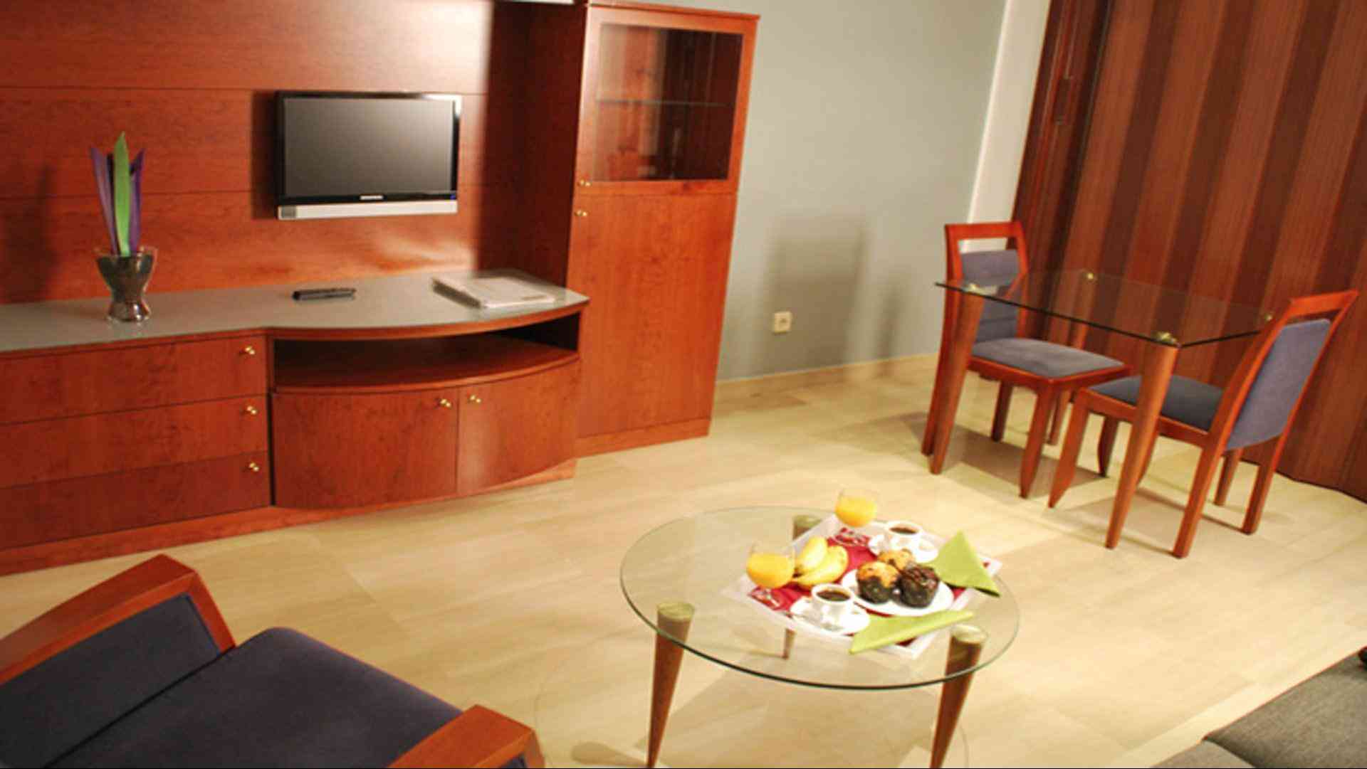 Aparthotel Napols - Barcelona i Barcelona, ES