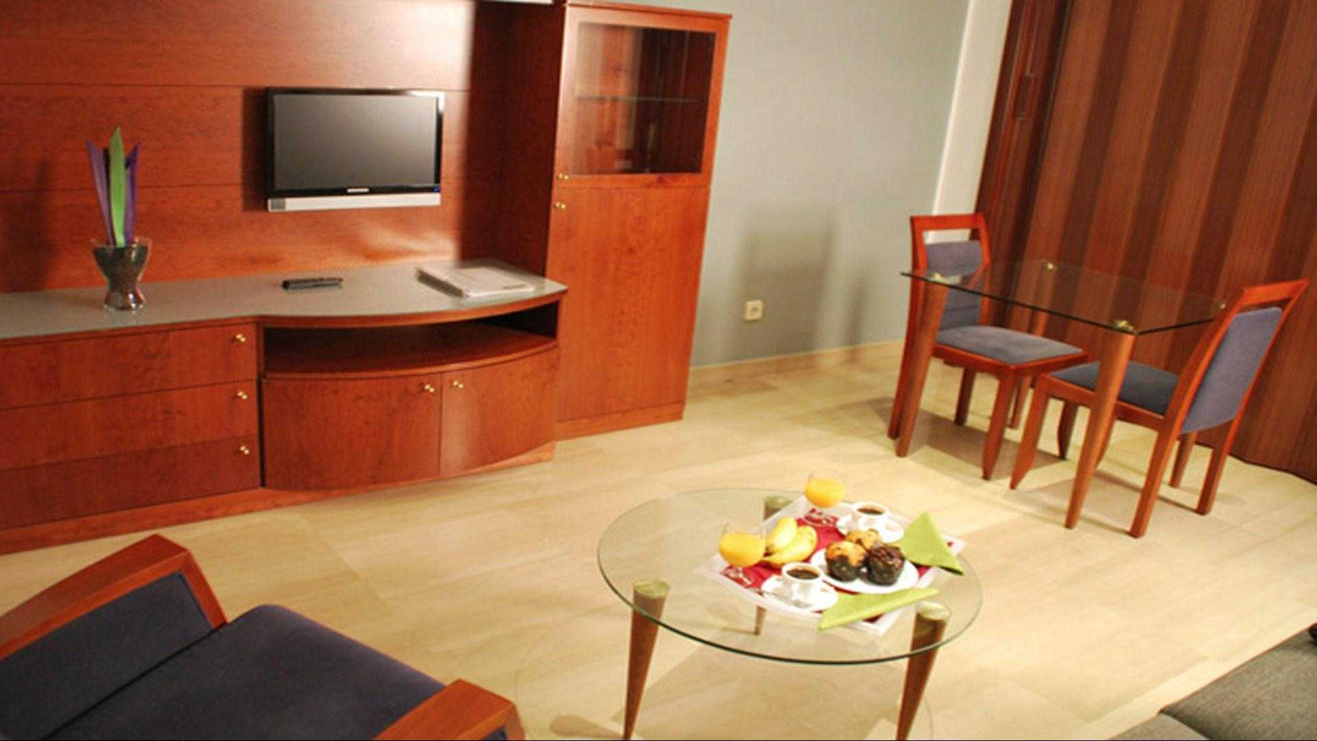 Aparthotel Napols - Barcelona в Barcelona, ES