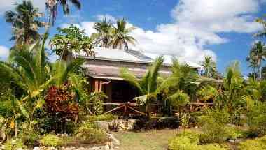Liku'alofa Beach Resort в Nuku'alofa, TO