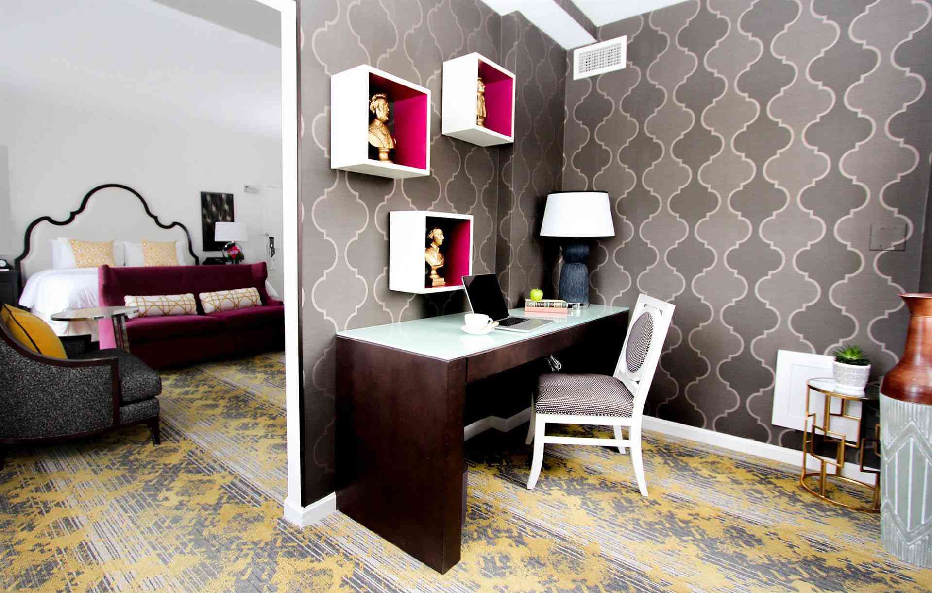 The Churchill Hotel Dupont Circle Near Embassy Row i Washington, DC