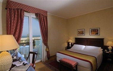 รูปสถานที่จัดงาน