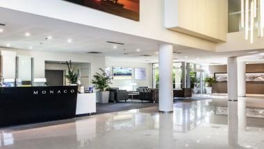 Monaco Resort в Sunshine Coast, AU