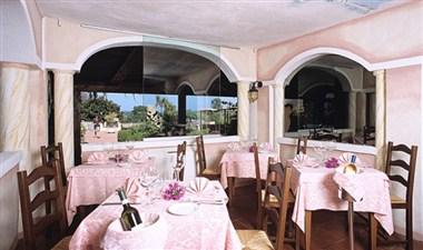 Colonna Beach Residence a Golfo Aranci, IT